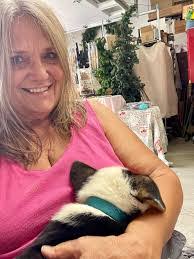 Lori Rieder's Instagram, Twitter & Facebook