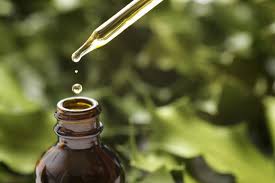 Its antioxidants even boost hair's elasticity and shine. 10 Benefits Of Vitamin E Oil