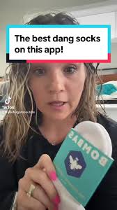 If theres a difference, I cant feel it. Theyre SO comfortable! #tiktokshop  #dealdays #ttsacl #dealsforyoudays #tiktokshopsummersale #bombas  #bombassocks #honeycombsocks #bbsocks