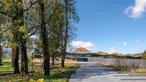 Undulations In The Green Roof Of The Macallan Distillery By Rogers Stirk Harbour Partners Hint At The Barrel Sha Green Roof Roof Covering Landscape Architect