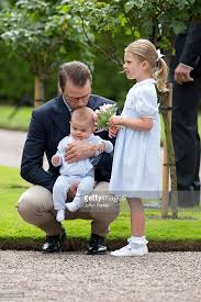 Op 31 augustus 1979 werd hij gedoopt. Prince Daniel Of Sweden With Prince Oscar Of Sweden And Princess Princess Victoria Of Sweden Princess Victoria Sweden
