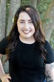 Amy Mello's Instagram, Twitter & Facebook