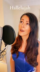 Are you listening to Ellen Williams this Christmas? 🎄🎵 #christmaseveeve  #christmasmusic #fyp #classicalsinger #oholynight #hallelujah