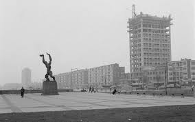 Thankfully, not all these stories were made to be discouraging: Unveiling Of The Destroyed City Post War Reconstruction Community Rotterdam