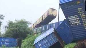 Nine killed in India train collision ...