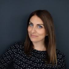 Tania Blake (@_taniablake)