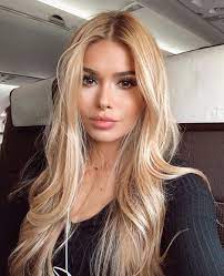 Pin picture adlı kullanıcının koleksiyonu. 30 Blonde Hairstyles For Girls To Copy In 2020 Spring Ibaz Hair Styles Haircuts For Wavy Hair Front Lace Wigs Human Hair