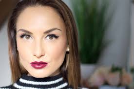 Free from synthetic chemicals, synthetic dyes, chemical preservatives or other toxins. Best Green Beauty Lipstick Dupes Organic Bunny