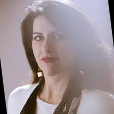 Debra Millman's Instagram, Twitter & Facebook