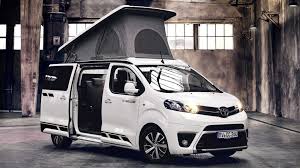 Serienmäßig verfügt der crosscamp über fünf sitzplätze. Crosscamp Neues Hymer Campingmobil Auf Basis Des Toyota Proace Verso
