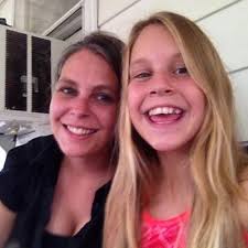 Alisha Kemp's Instagram, Twitter & Facebook