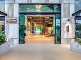 Guests will appreciate free perks like free self parking and wifi in public areas. Hotel Ibis Styles Kota Kinabalu Inanam Malaysia Bei Hrs Gunstig Buchen