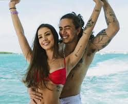 Check spelling or type a new query. Whindersson Revela Como Conheceu A Noiva Maria Mensagem No Instagram