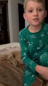 Henry the Sports Bug/Creator Melissa Detwiler (@henrythesportsbug) •  Instagram photos and videos