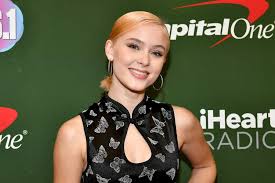 A collaboration with british vocalist mnek, and was released on 10 september 2015 (with mnek being billed. Swedish Singer Zara Larsson Ends Collaboration With Huawei Entertainment The Jakarta Post
