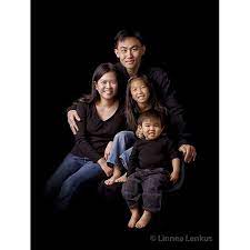 100 Fun Family Photo Ideas For 2019 Shutterfly Family Studio Photography Studio Family Portraits Family Portrait Poses