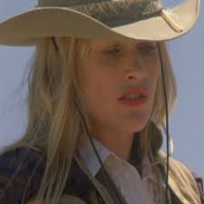 colette culbertson (@lil_colettie) • Instagram photos and videos