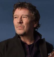 Elinor Rush's Instagram, Twitter & Facebook