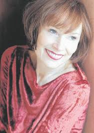 Anything Goes' with Akers