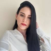 5200+ perfiles de «Marina»