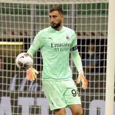 فاز جيانلويجي دوناروما، حارس إيطاليا، بجائزة أفضل لاعب في كأس أوروبا 2020 بعد قيادته المنتخب الإيطالي للتتويج باللقب الثاني في تاريخه بالفوز على منتخب إنكلترا بركلات. Ø¯ÙˆÙ†Ø§Ø±ÙˆÙ…Ø§ ÙŠÙˆØ¯Ø¹ Ù…ÙŠÙ„Ø§Ù† Ø¨Ø¬Ø§Ø¦Ø²Ø© Ø§Ù„Ø±Ø³Ø§Ù„Ø© Ù†Øª