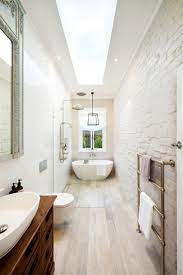 Amazing compact designs for your bathrooms. Drop In Badewanne Badewanne Gehause Badezimmer Renovieren Bade Wanne Badezimmer Bathroom Design Layout Small Bathroom Layout Narrow Bathroom Designs