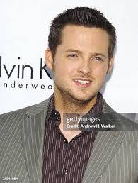 Andrew Fahey's Instagram, Twitter & Facebook