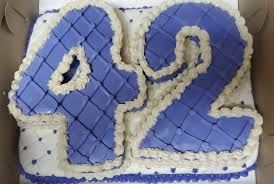 A Large Number Cake 42 Number Cakes Strawberry Cake Cream Cheese Frosting