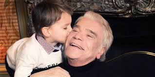 Bernard tapie, the french tycoon, former minister and former owner of the sportswear giant adidas and the football club olympique marseille, has been mr tapie was hit on the head by a club, but ms tapie managed to escape to a neighbouring home and called the police. Info Le Point Bernard Tapie Opere En Urgence Du Peritoine Le Point