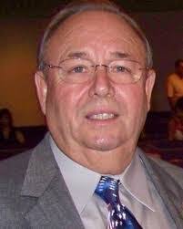 Clint Cox's Instagram, Twitter & Facebook