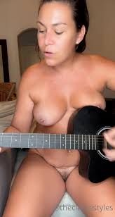 Theclarkestyles Oh you KNOW its NAKED TUNES TUESDAY This week “If I Die  Yo.ung” by T xxx onlyfans porn videos