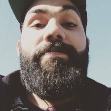 Robert Faria (@cochinoencoco)