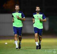 بات الإيفوارى سيرجي أكا لاعب وسط الفريق الأول لكرة القدم بنادي الجونة، قريباً من الانتقال إلى صفوف نادي الزمالك خلال فترة الانتقالات الصيفية المقبلة، لتعويض رحيل فرجاني ساسي. Ø£Ø­Ù„Ø§Ù… Ø¬Ù…Ø§Ù‡ÙŠØ± Ø§Ù„Ø£Ù‡Ù„Ù‰ Ø§Ù„Ø³Ø¹ÙˆØ¯Ù‰ ØªØªØ¹Ù„Ù‚ Ø¨Ø£Ù‚Ø¯Ø§Ù… Ø¹Ø¨Ø¯ Ø§Ù„Ù„Ù‡ Ø§Ù„Ø³Ø¹ÙŠØ¯ ÙˆØ¹Ø¨Ø¯ Ø§Ù„Ø´Ø§ÙÙ‰ Ø§Ù„ÙŠÙˆÙ… Ø§Ù„Ø³Ø§Ø¨Ø¹
