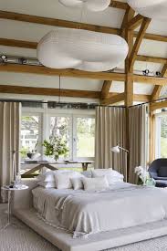 I'm surprising my sister with a minimal bedroom makeover. 10 Minimalist Bedroom Design Ideas By Elle Decor Master Bedroom Ideas