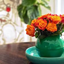 For cut flowers to survive, they need sugar for nourishment and an acidic ingredient, such as aspirin, to help them absorb water. How To Extend The Life Of Your Cut Flowers Apartment Therapy