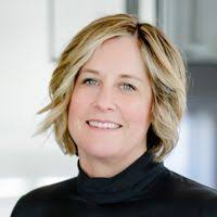 Lydia Peck's Instagram, Twitter & Facebook