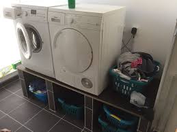 Waschmaschienpodest Eigenbau Itonsteine Gemauert Anschliessend Gefliest Und Verfugt Schrank Waschmaschine Trockner Auf Waschmaschine Sockel Fur Waschmaschine