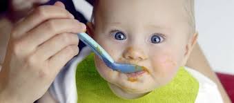 Dein baby ist jetzt 9 oder 10 monate alt. Reif Fur Die Beikost Gesund Ins Leben