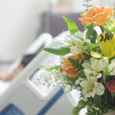 So wird parfum zu einem individuellen dufterlebnis. No Flowers Please Why Hospitals Are Banning Bouquets
