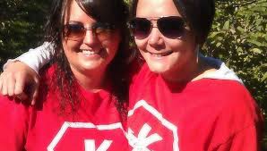 Woman donates kidney to co-worker's brother