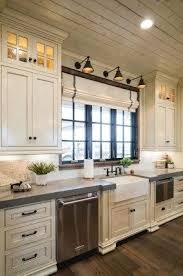 Upcycled Kitchen Cabinet Ideas And Pics Of Jasper Indiana Kitchen Cabinets Decoracion De Cocina Decoracion De Cocina Moderna Decoracion De Interiores Moderna