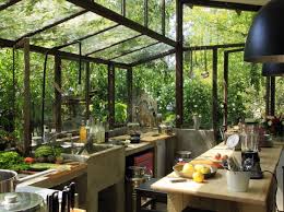 Des Cuisines D Ete Pour Tous Les Styles Elle Decoration Veranda Cuisine Maisons Bohemiennes Cuisine Boheme