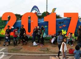 Surabaya teknik menggambar gambar 192 gambar sketsa tugu pahlawan gudangsket tugu pahlawan logo jalan pahlawan gambar png cara menggambar tugu monas. Goriau Meski Ada Larangan Kembang Api Di Monas Ini Ragam Cara Warga Jakarta Nikmati Malam Tahun Baru 2017
