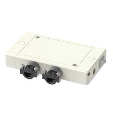Multiple under cabinet lights can be powered by one hardwired fixture. Nuvo Thread Low Profile Switched Junction Box Nuvo 63 314 Homelectrical Com