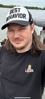 Ryan Obeids you're a disgusting person. Don't message inappropriate things.  Grow up and treat women better.