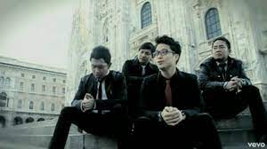 Gunakan layanan kami untuk menemukan! Kunci Chord Gitar Dan Lirik Lagu Manusia Biasa Yovie Nuno Aku Memang Manusia Biasa Tribun Wow