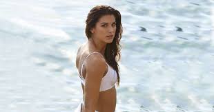 Maybe you would like to learn more about one of these? Alex Morgan Bewegt Sich Mit Seiner Zarten Botschaft Tage Als Mutter Nach Welt