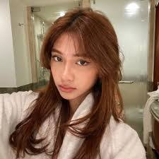 Diane Cranford's Instagram, Twitter & Facebook