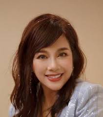 Nadia Chan (陳松伶)