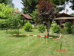 Anleitung zum bau einer die ersten zusammen mit dem befüllen der mauern und die restlichen beim gießen der mauerkante. Pool Mauern So Geht Es Schritt Fur Schritt